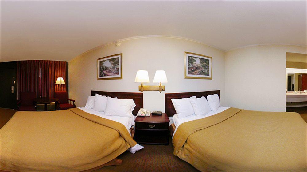Super 8 By Wyndham Longview/North Motel Luaran gambar