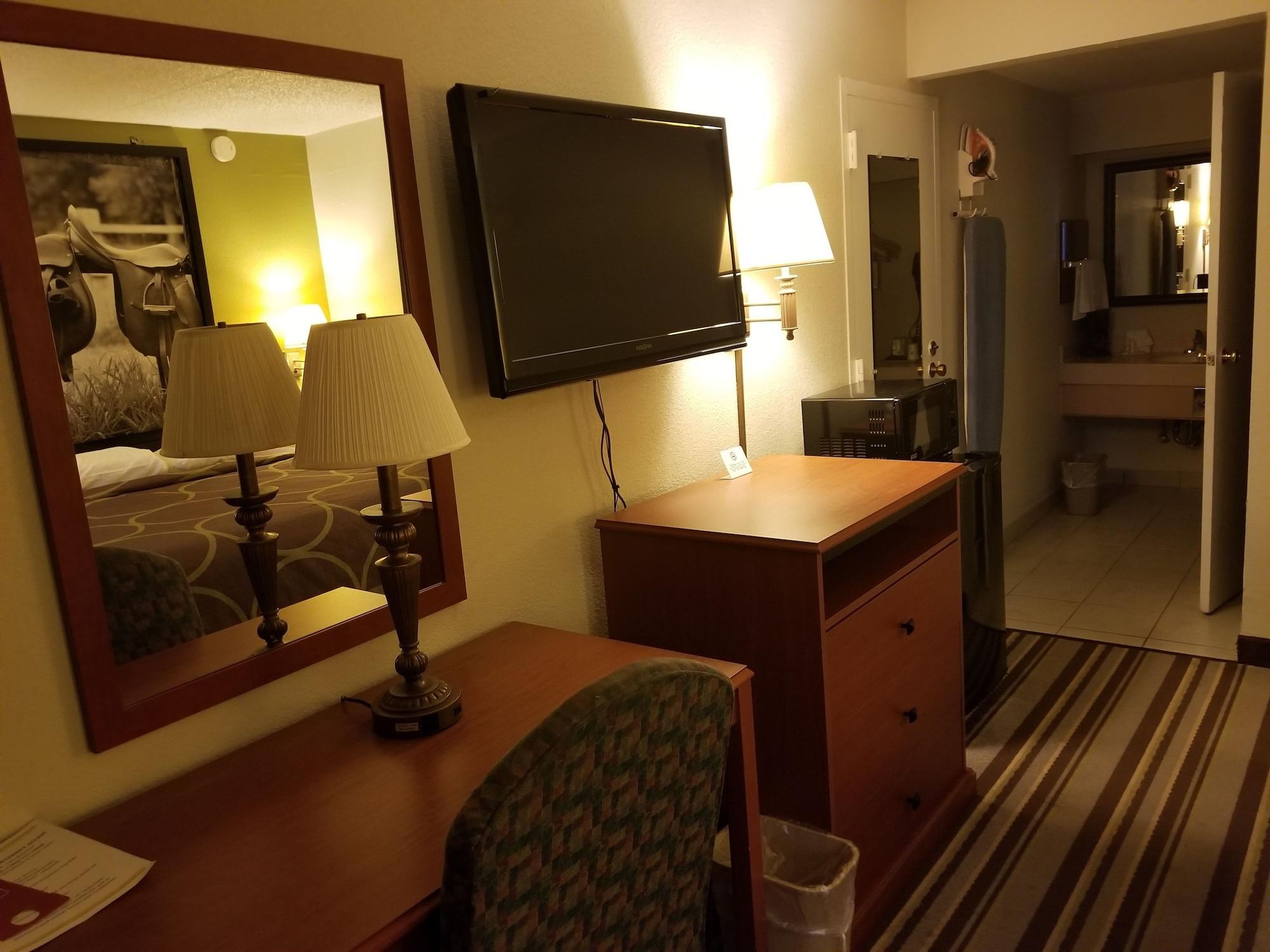 Super 8 By Wyndham Longview/North Motel Luaran gambar