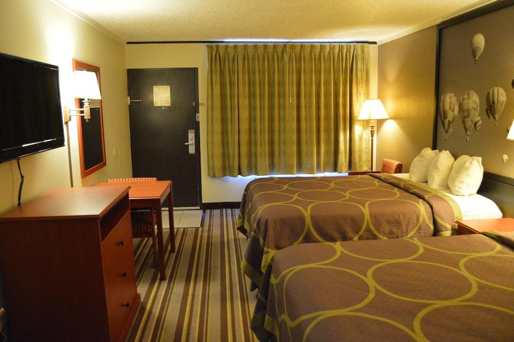 Super 8 By Wyndham Longview/North Motel Luaran gambar