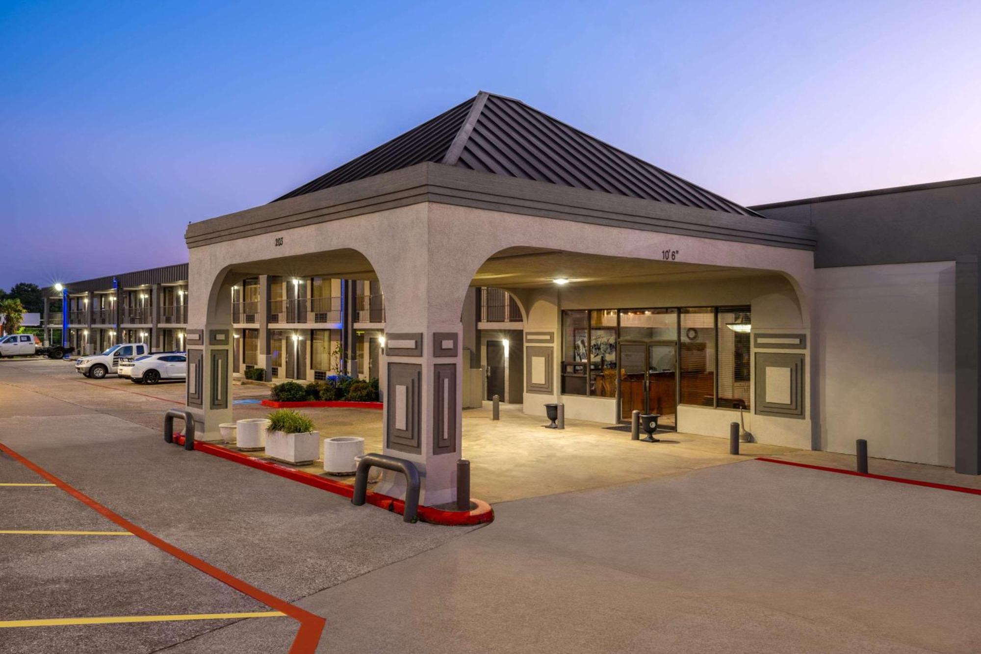 Super 8 By Wyndham Longview/North Motel Luaran gambar