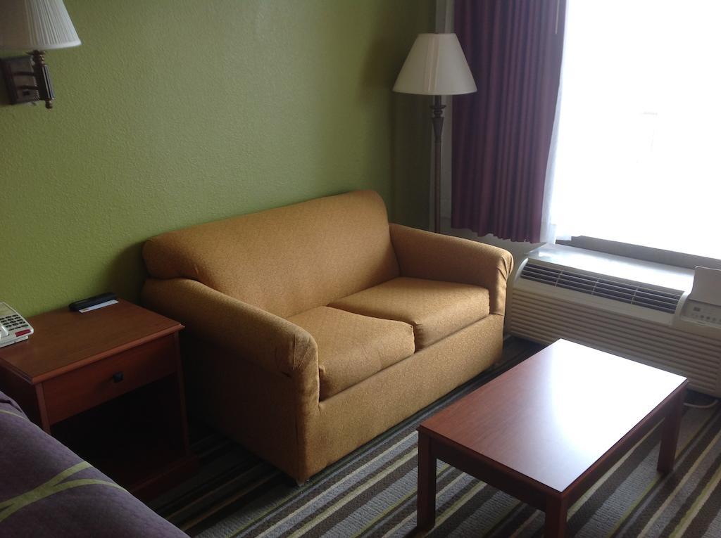 Super 8 By Wyndham Longview/North Motel Luaran gambar